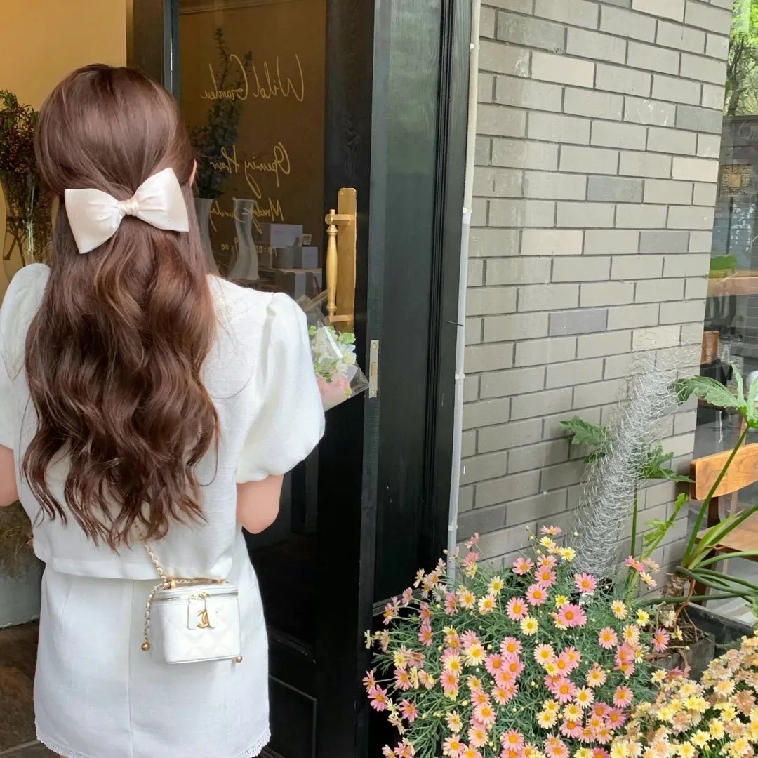 托玛斯曼之豪门世家海报